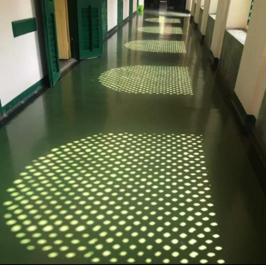 Ywca Gallway Guest House Kalküta Dış mekan fotoğraf
