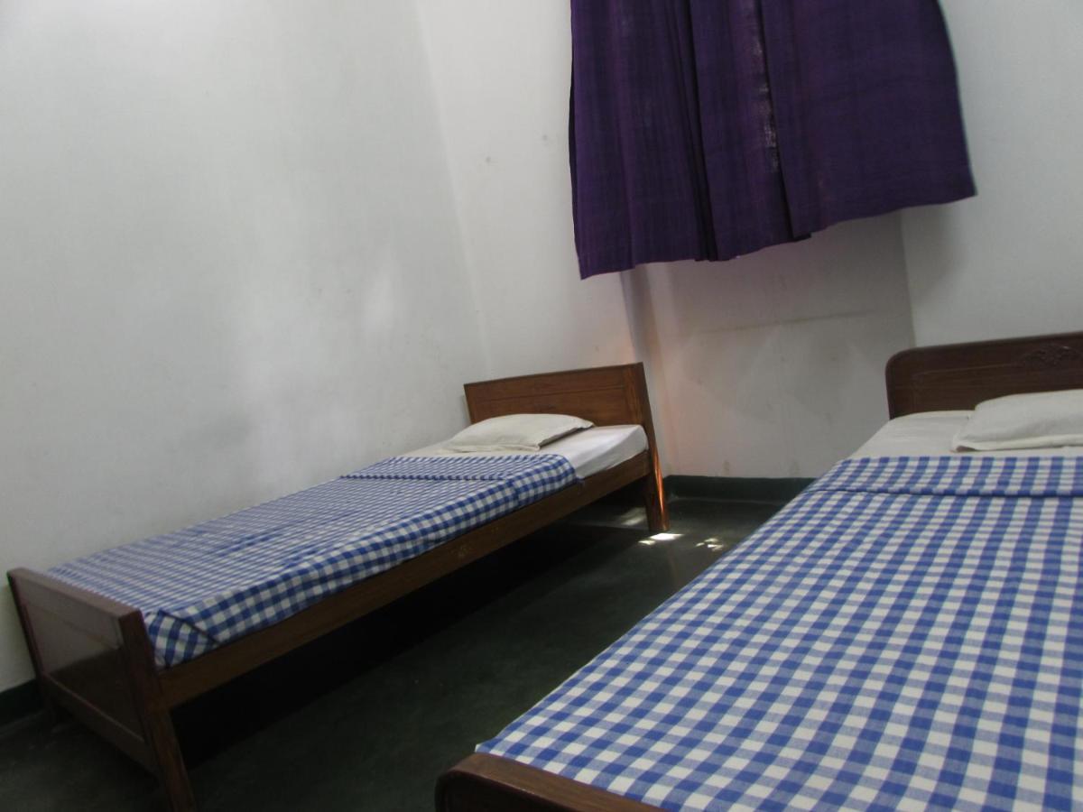 Ywca Gallway Guest House Kalküta Dış mekan fotoğraf