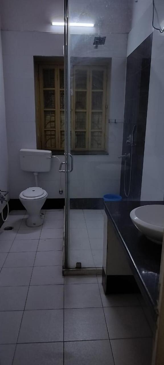 Ywca Gallway Guest House Kalküta Dış mekan fotoğraf