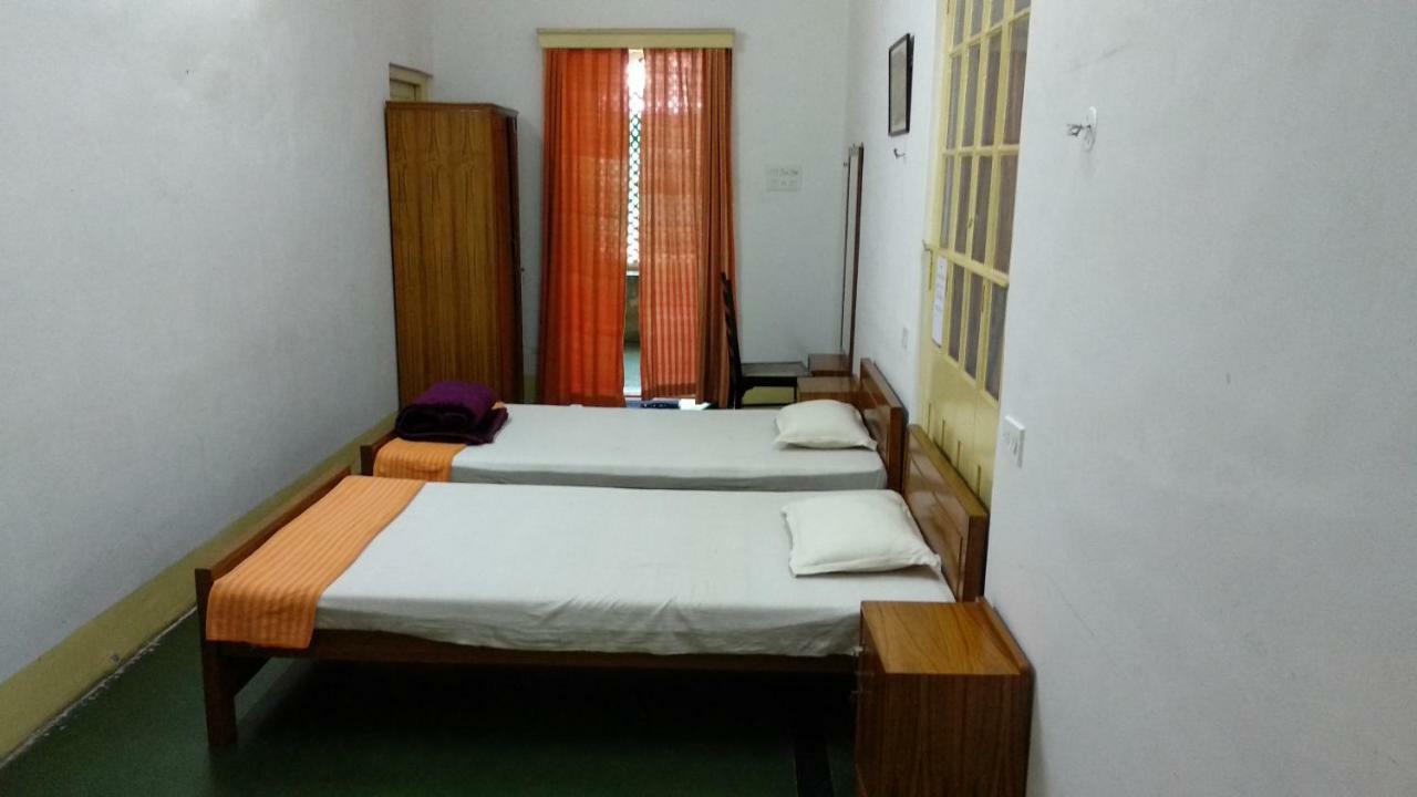 Ywca Gallway Guest House Kalküta Dış mekan fotoğraf