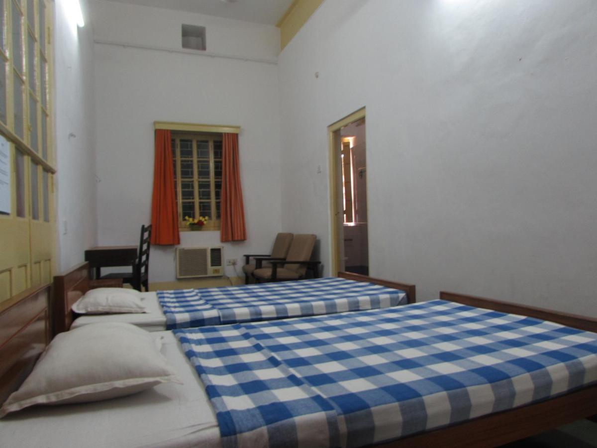 Ywca Gallway Guest House Kalküta Dış mekan fotoğraf